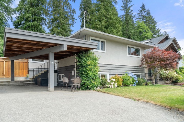 Photo 1 at 1120 Wellington Drive, Lynn Valley, North Vancouver