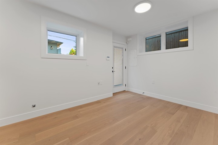 Photo 23 at 2578 E 4th Avenue, Renfrew VE, Vancouver East