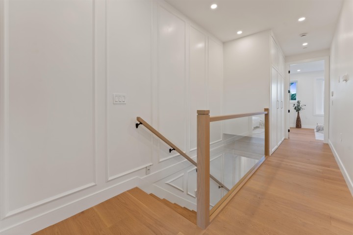 Photo 13 at 2578 E 4th Avenue, Renfrew VE, Vancouver East