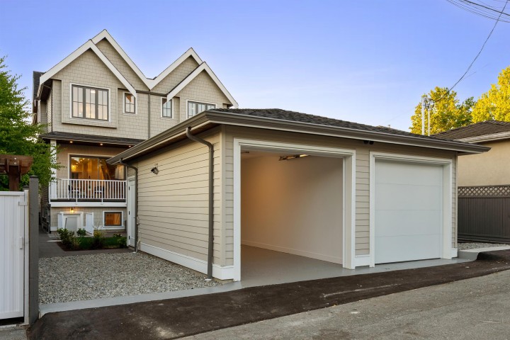 Photo 31 at 2578 E 4th Avenue, Renfrew VE, Vancouver East