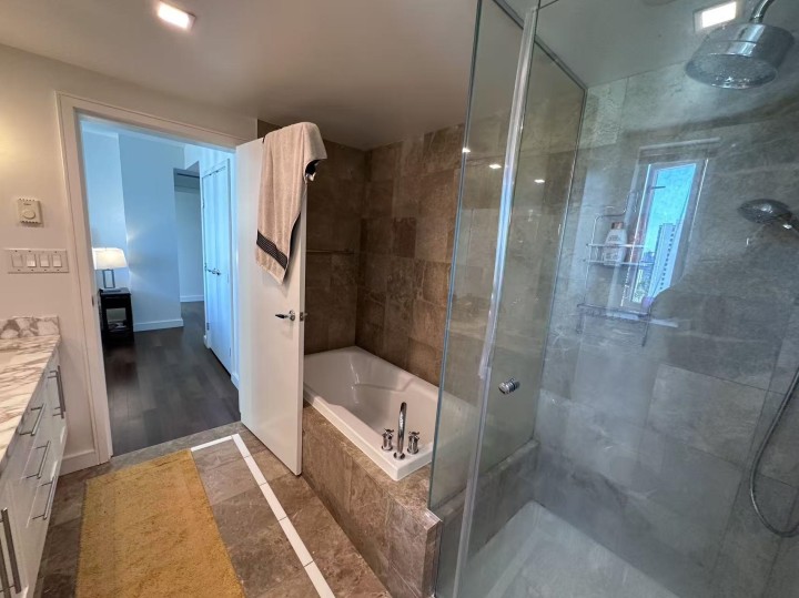 Photo 9 at 1904 - 1616 Bayshore Drive, Coal Harbour, Vancouver West