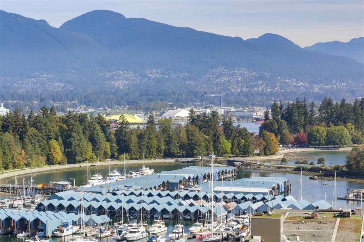Photo 14 at 1904 - 1616 Bayshore Drive, Coal Harbour, Vancouver West