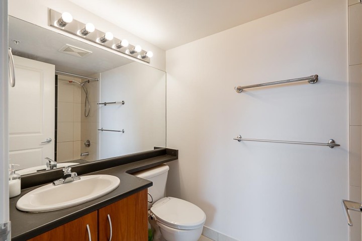 Photo 17 at 2409 - 3663 Crowley Drive, Collingwood VE, Vancouver East