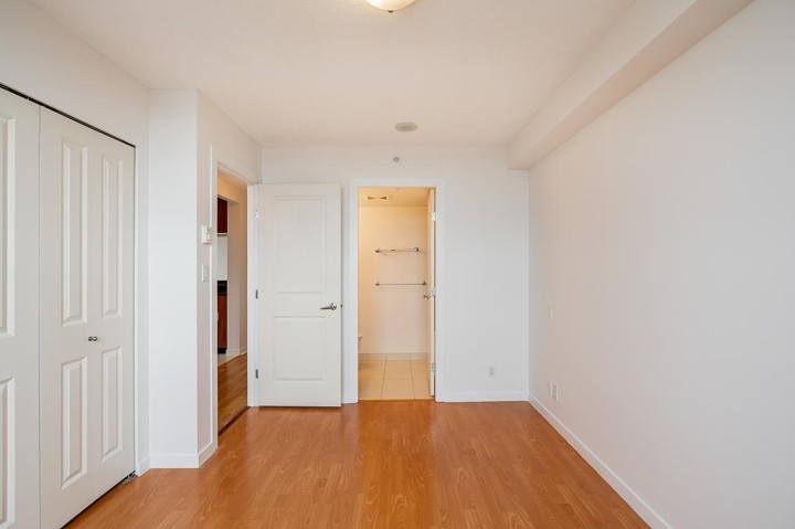 Photo 16 at 2409 - 3663 Crowley Drive, Collingwood VE, Vancouver East