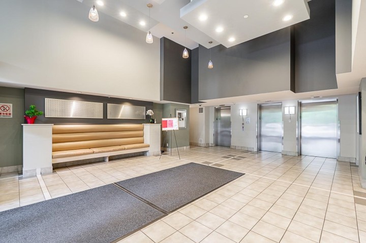 Photo 5 at 2409 - 3663 Crowley Drive, Collingwood VE, Vancouver East