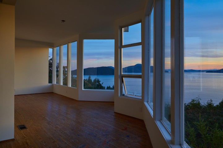 Photo 4 at 150 Panorama Road, Lions Bay, West Vancouver