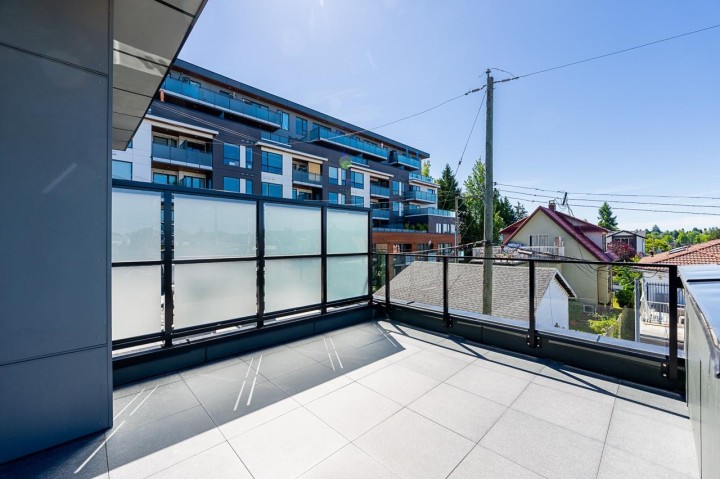 Photo 16 at 2 - 678 E 22nd Avenue, Fraser VE, Vancouver East