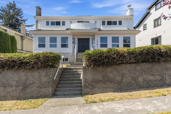Photo 1 at 1761 E 57th Avenue, Fraserview VE, Vancouver East