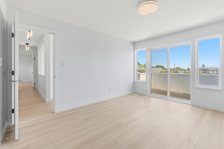 Photo 10 at 1761 E 57th Avenue, Fraserview VE, Vancouver East