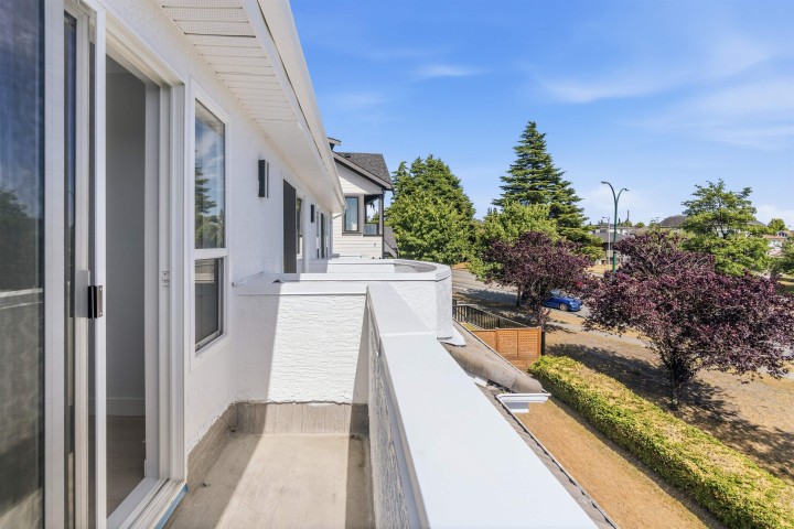 Photo 15 at 1761 E 57th Avenue, Fraserview VE, Vancouver East