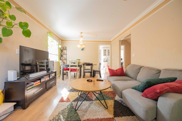 Photo 6 at 4885 Baldwin Street, Victoria VE, Vancouver East