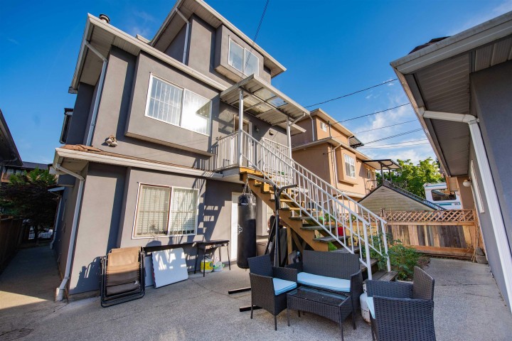Photo 22 at 4885 Baldwin Street, Victoria VE, Vancouver East