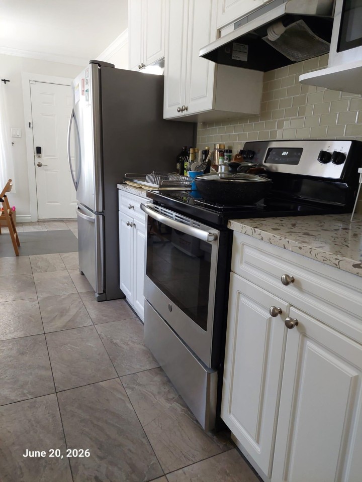 Photo 5 at 3638 E Pender Street, Renfrew VE, Vancouver East