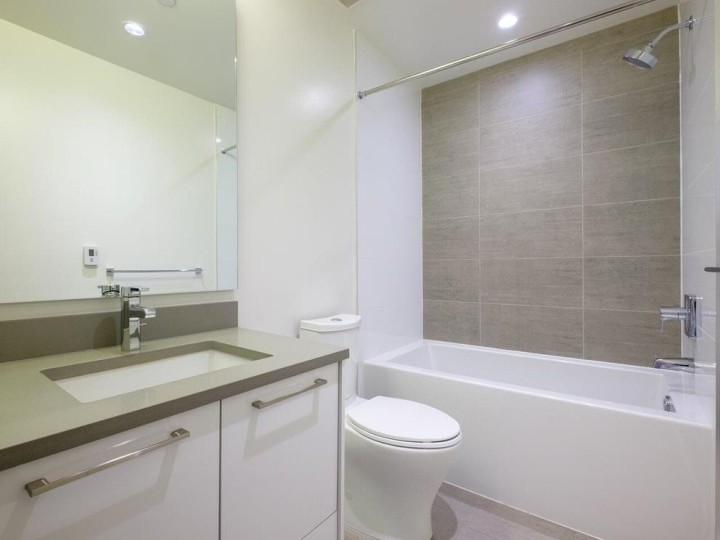 Photo 9 at 607 - 3488 Sawmill Crescent, South Marine, Vancouver East