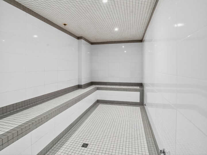 Photo 28 at 604 - 2780 Valley Centre Avenue, North Vancouver