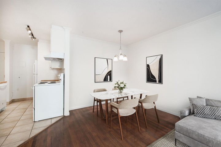 Photo 6 at 108 - 1425 Esquimalt Avenue, Ambleside, West Vancouver