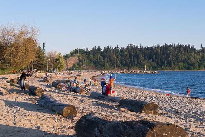 Photo 38 at 108 - 1425 Esquimalt Avenue, Ambleside, West Vancouver