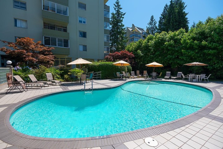 Photo 33 at 108 - 1425 Esquimalt Avenue, Ambleside, West Vancouver