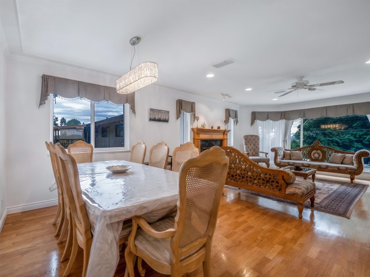 Photo 3 at 1224 E 14th Street, Westlynn, North Vancouver
