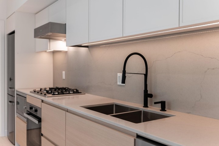 Photo 12 at 11 - 520 W 28th Avenue, Cambie, Vancouver West
