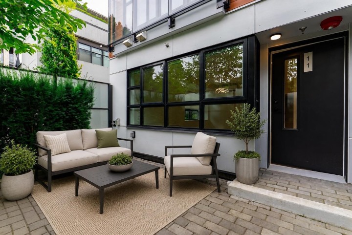 Photo 3 at 11 - 520 W 28th Avenue, Cambie, Vancouver West