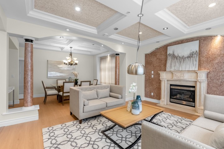 Photo 3 at 8038 Selkirk Street, Marpole, Vancouver West