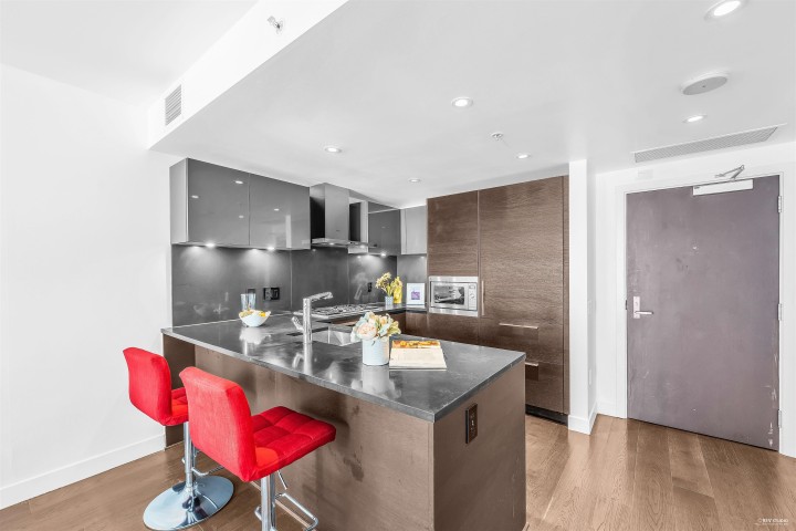 Photo 12 at 506 - 1571 W 57th Avenue, South Granville, Vancouver West