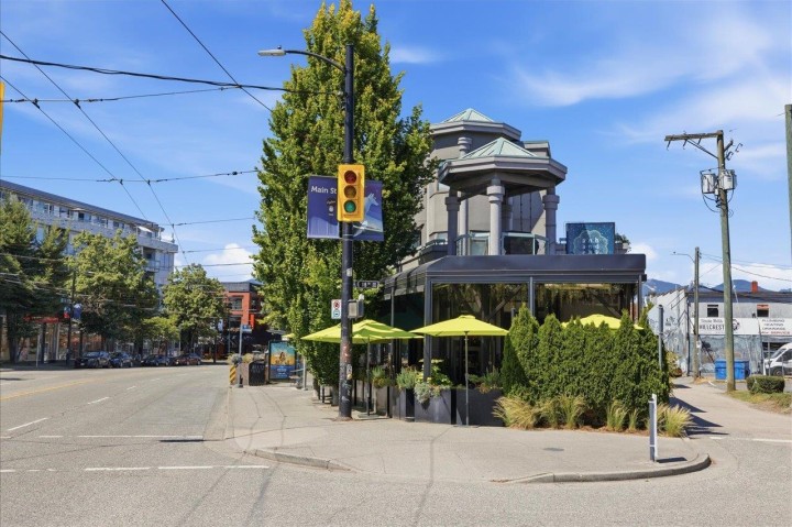 Photo 19 at 203 - 3368 Main Street, Main, Vancouver East