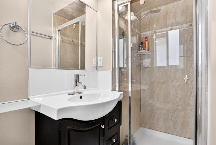 Photo 12 at 2871 E 18th Avenue, Renfrew Heights, Vancouver East
