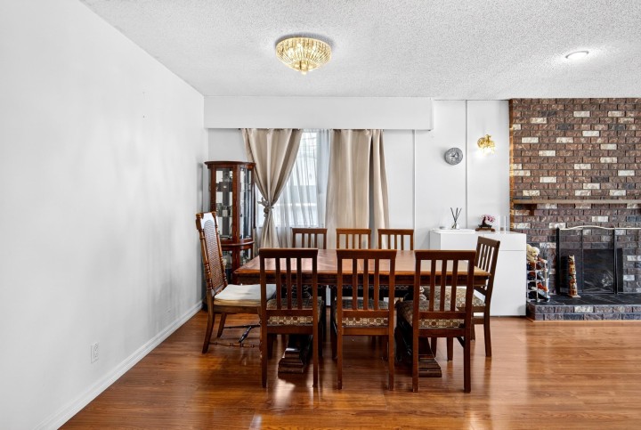 Photo 3 at 2871 E 18th Avenue, Renfrew Heights, Vancouver East