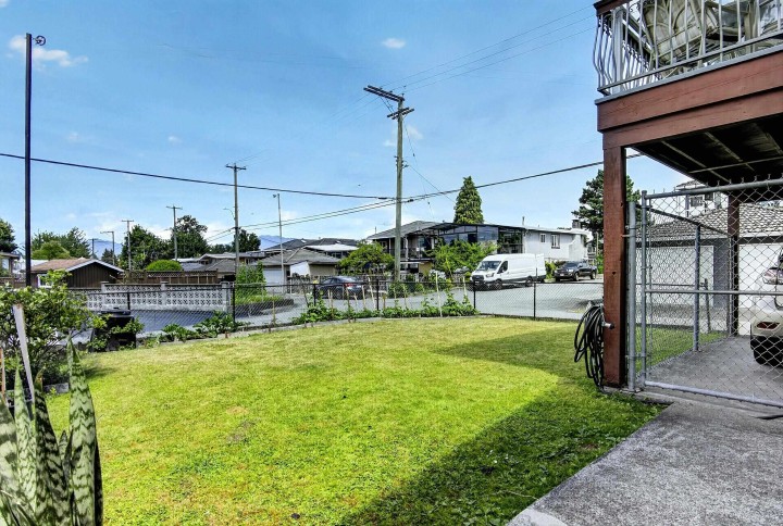 Photo 18 at 2871 E 18th Avenue, Renfrew Heights, Vancouver East