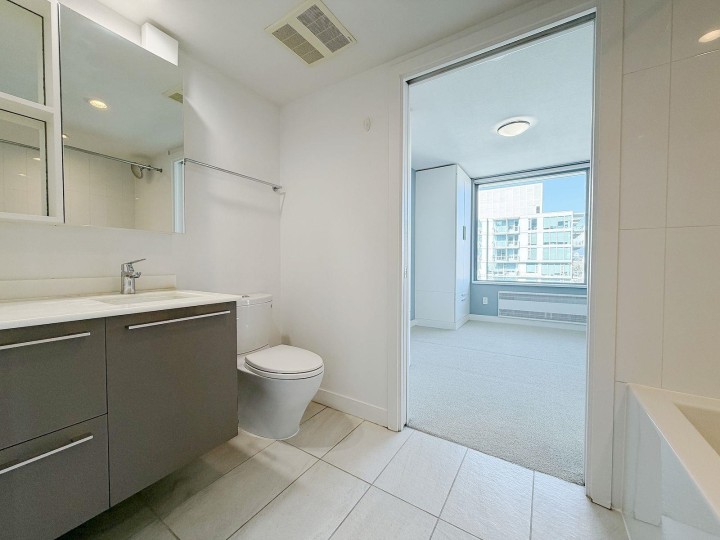 Photo 7 at 2504 - 8131 Nunavut Lane, Marpole, Vancouver West