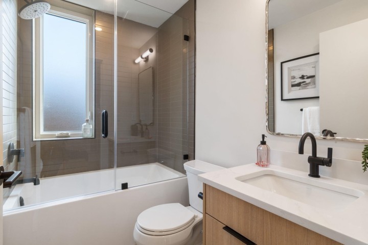 Photo 17 at 1937 Templeton Drive, Grandview Woodland, Vancouver East