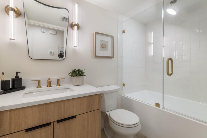 Photo 33 at 1937 Templeton Drive, Grandview Woodland, Vancouver East
