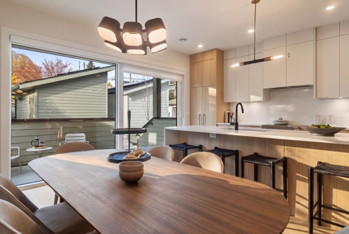 Photo 16 at 2 - 1937 Templeton Drive, Grandview Woodland, Vancouver East