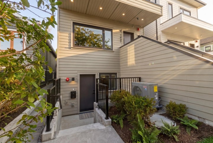 Photo 17 at 1 - 1937 Templeton Drive, Grandview Woodland, Vancouver East