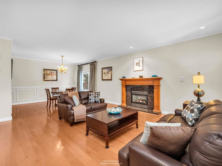 Photo 11 at 3538 Bluebonnet Road, Edgemont, North Vancouver