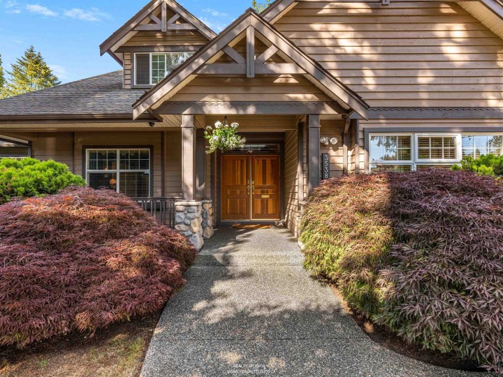 Photo 4 at 3538 Bluebonnet Road, Edgemont, North Vancouver
