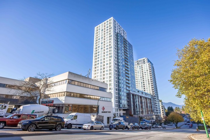 Photo 1 at 915 - 5665 Boundary Road, Collingwood VE, Vancouver East