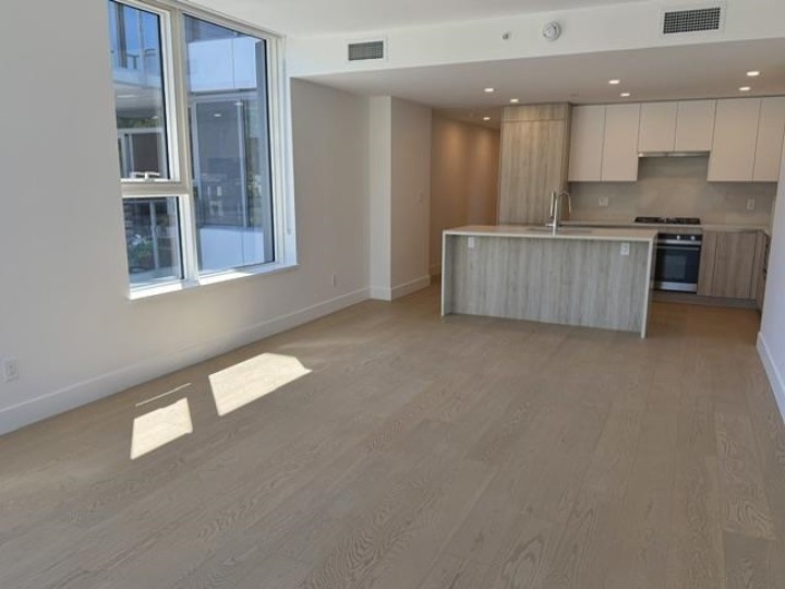 Photo 7 at 602 - 423 6th Street, Park Royal, West Vancouver