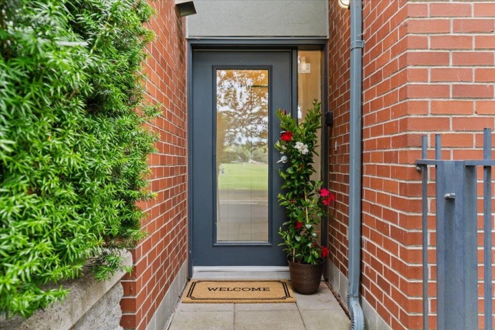 Photo 2 at 111 - 2688 Vine Street, Kitsilano, Vancouver West