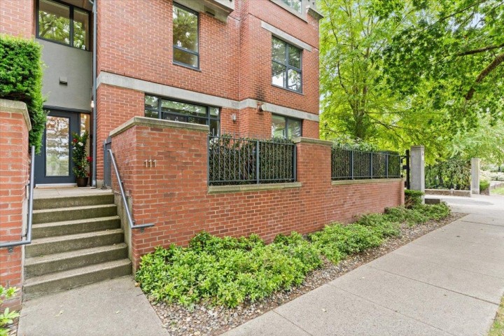 Photo 32 at 111 - 2688 Vine Street, Kitsilano, Vancouver West