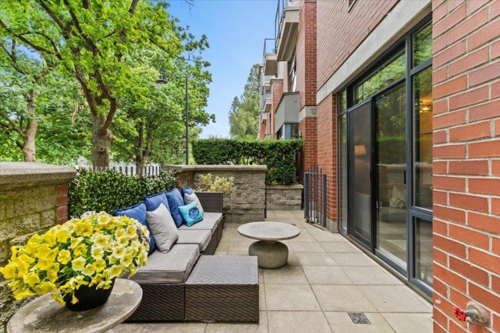 Photo 1 at 111 - 2688 Vine Street, Kitsilano, Vancouver West