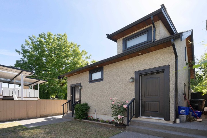 Photo 36 at 6387 Prince Albert Street, Fraser VE, Vancouver East