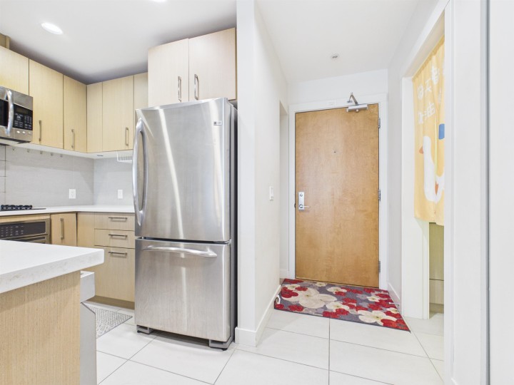 Photo 5 at 303 - 5981 Gray Avenue, University VW, Vancouver West