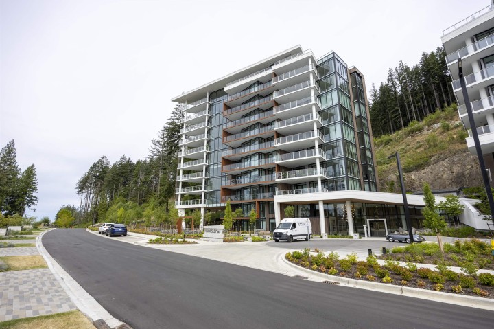 Photo 12 at 208 - 3963 Uplands, Cypress Park Estates, West Vancouver