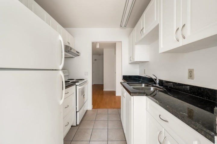 Photo 12 at 210 - 1420 E 8th Avenue, Grandview Woodland, Vancouver East