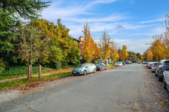 Photo 25 at 210 - 1420 E 8th Avenue, Grandview Woodland, Vancouver East