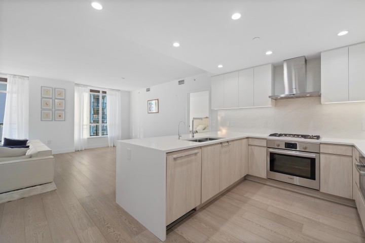Photo 29 at 507 - 177 W 3rd Street, Lower Lonsdale, North Vancouver
