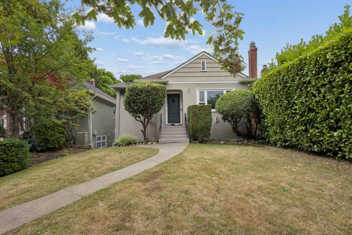 Photo 25 at 2966 W 33rd Avenue, MacKenzie Heights, Vancouver West